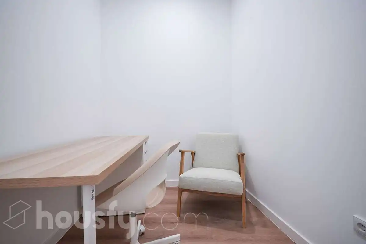 Ground floor for sale in Madrid  with Air Conditioner, Heating and Parquet flooring