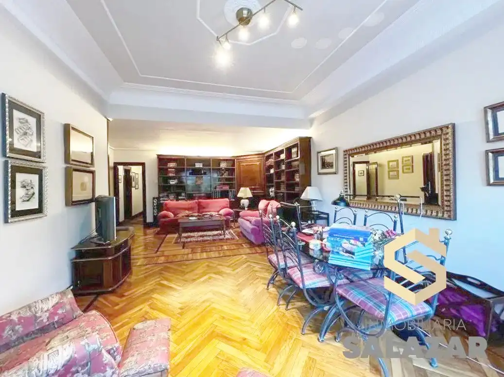 Sala d'estar de Pis de lloguer en Bilbao  amb Calefacció i Balcó