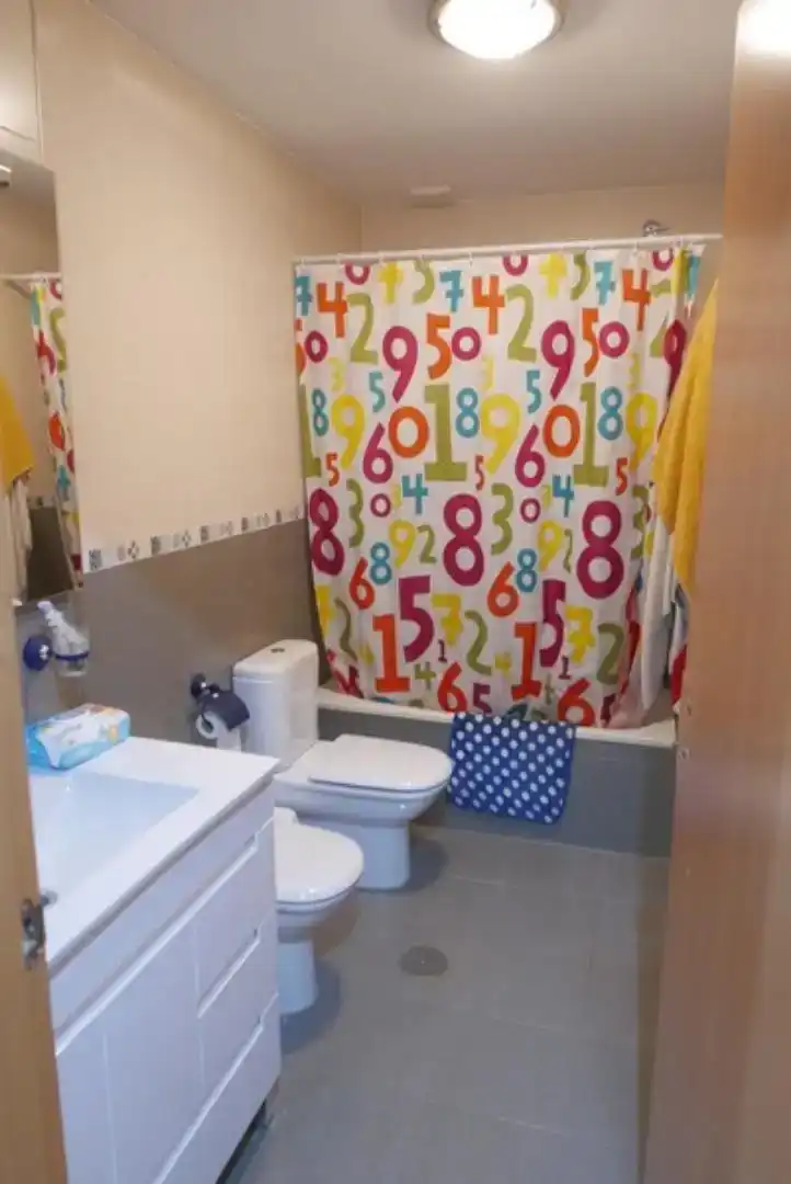 Baño de Piso en venta en Benamaurel con Aire acondicionado, Parquet y Trastero
