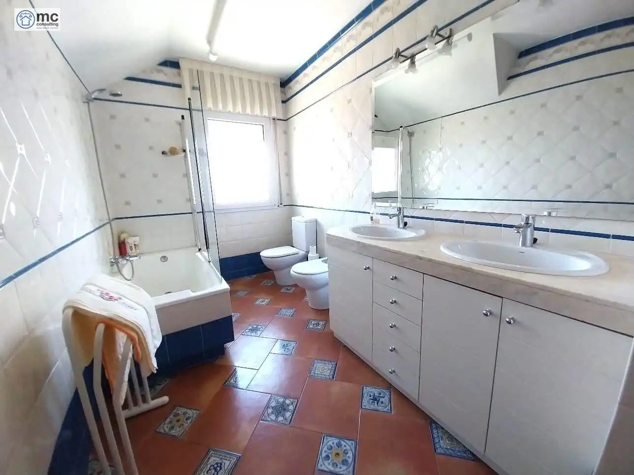 Bathroom of Houses for sale in Canovelles  with Air Conditioner, Private garden and Terrace