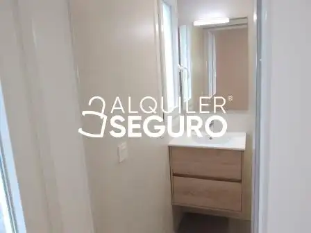 Bany de Pis de lloguer en Vitoria - Gasteiz amb Calefacció i Traster