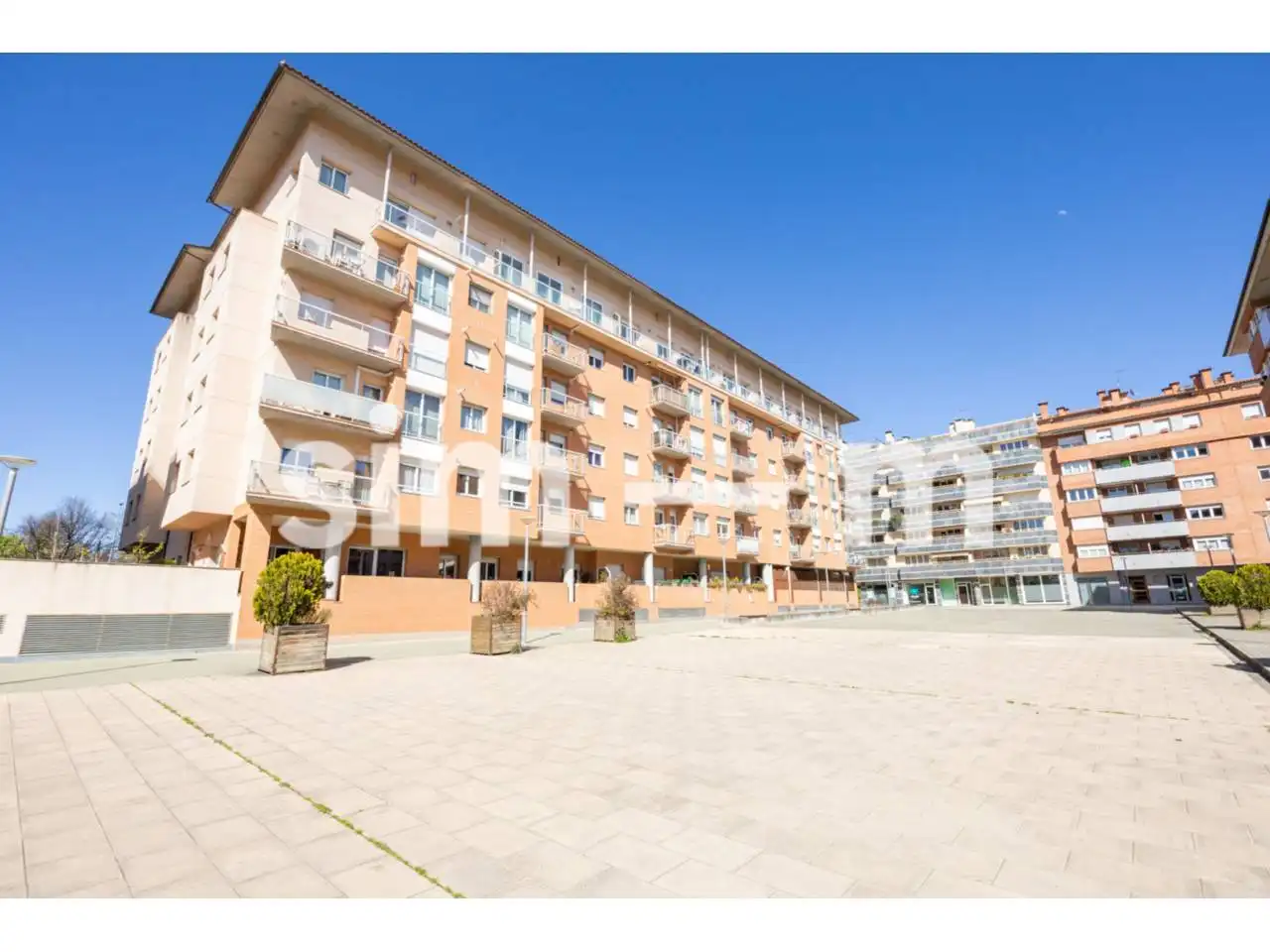 Vista exterior de Piso en venta en Vic con Calefacción, Amueblado y Balcón