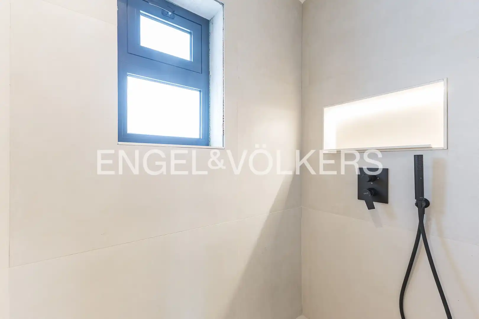 Casa o chalet en venta en Sant Cugat del Vallès con Calefacción, Jardín privado y Parquet