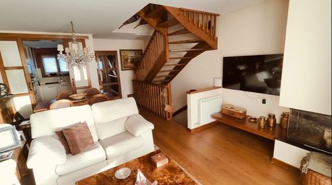 Espectacular casa en Puigcerdà: 3 plantas, 4 habitaciones y entorno idílico, imatge 2