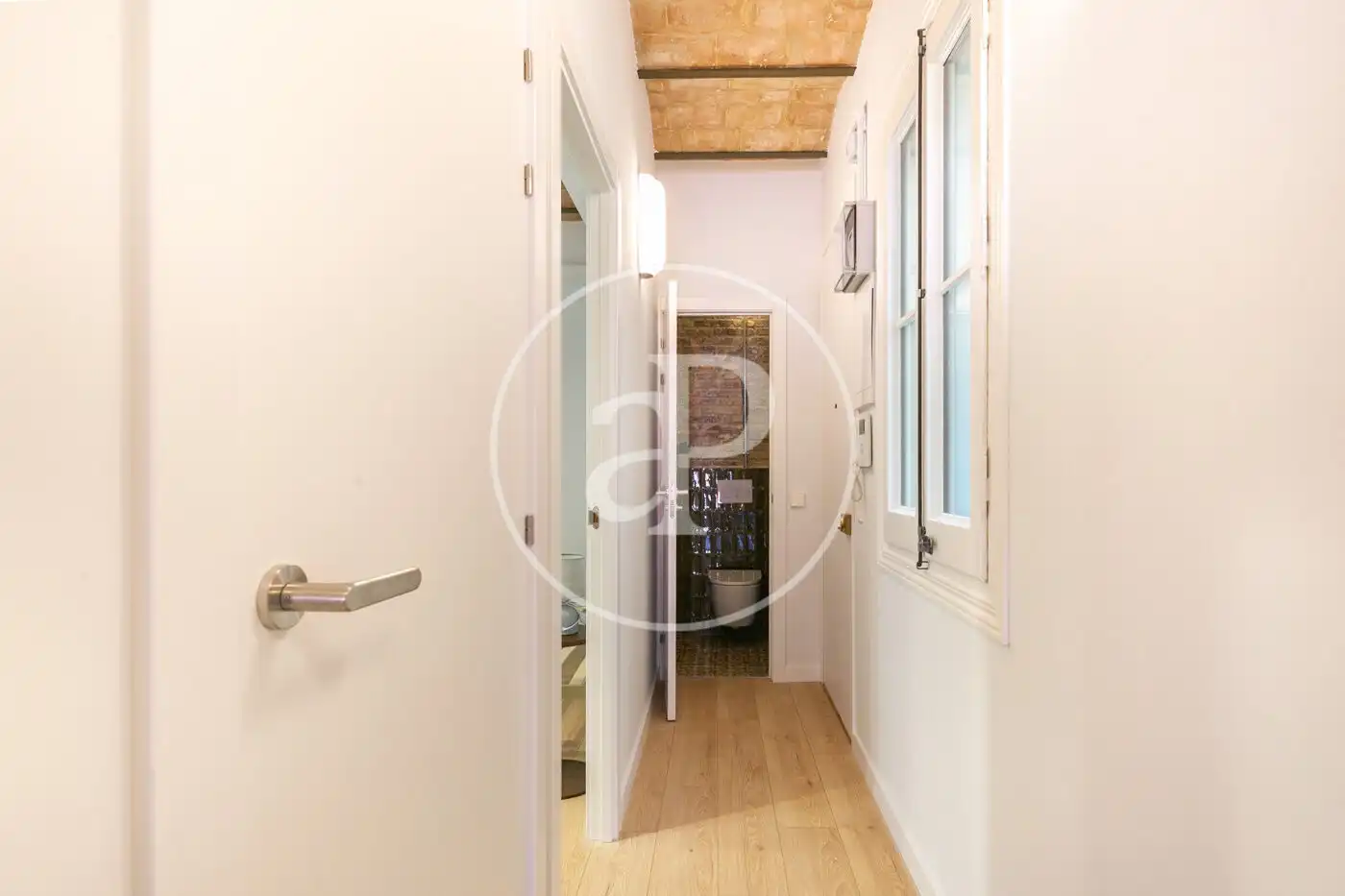 Flat for sale in Barcelona  with Air Conditioner, Heating and Balcony