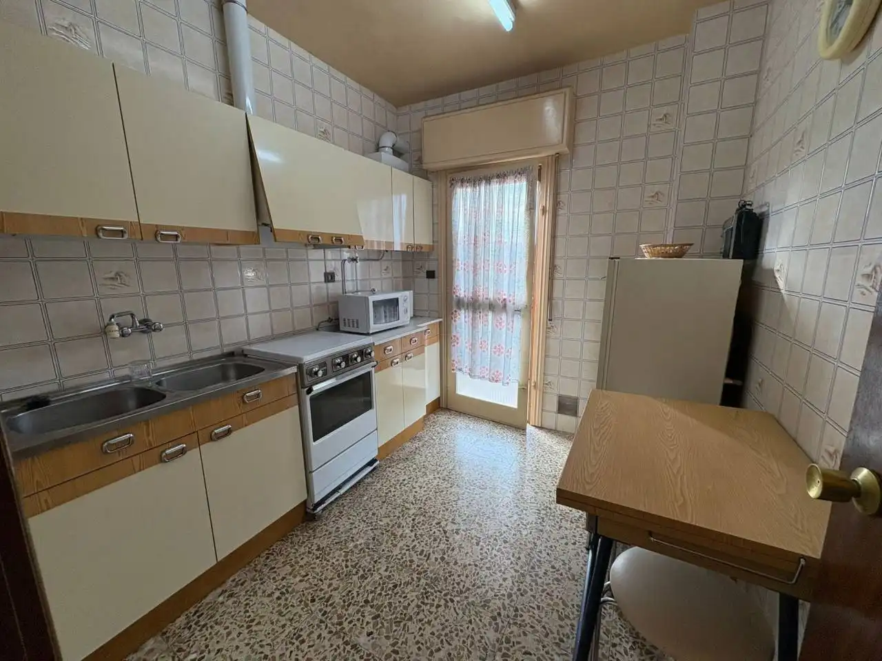 Cuina de Pis en venda en Tamames amb Moblat i Balcó