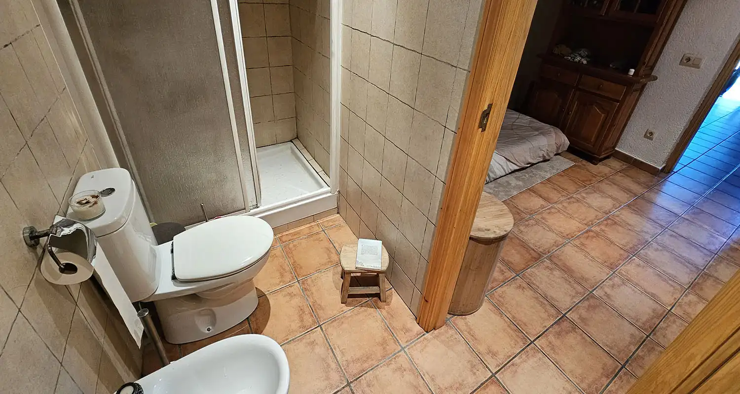 Baño de Finca rústica en venta en Sant Celoni con Aire acondicionado, Calefacción y Jardín privado