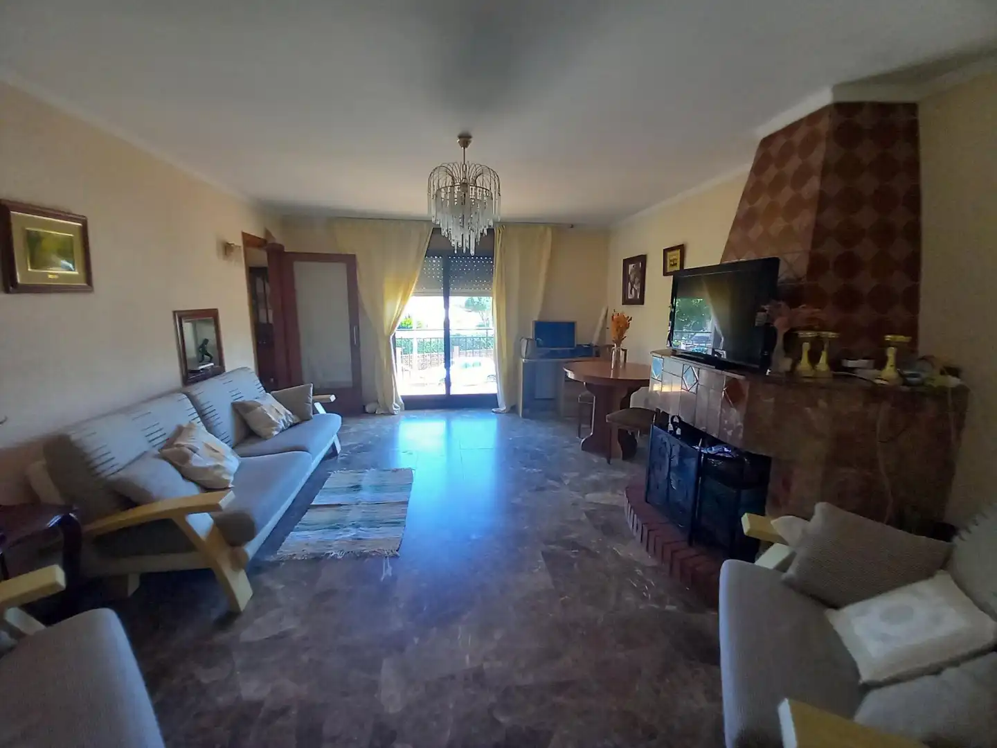 Sala d'estar de Casa o xalet en venda en Castellbisbal amb Calefacció