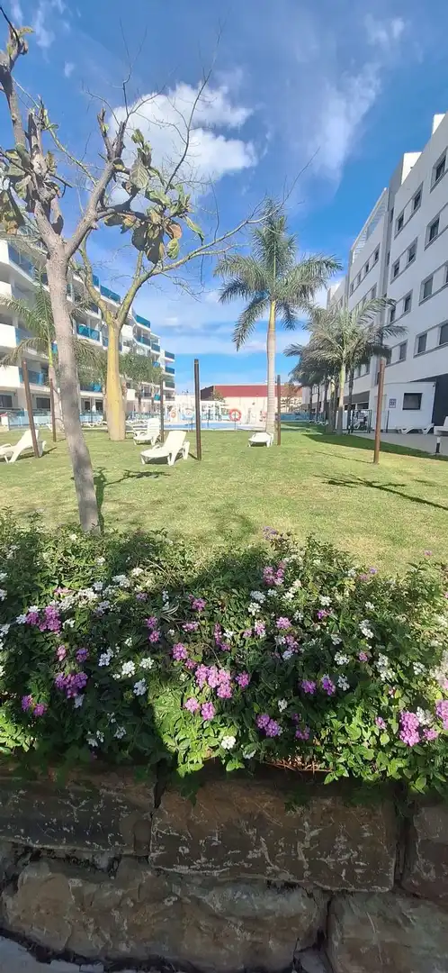 Appartement compact avec piscine à vendre à almuñecar