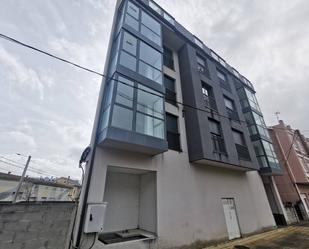 Vista exterior de Edifici en venda en Cariño