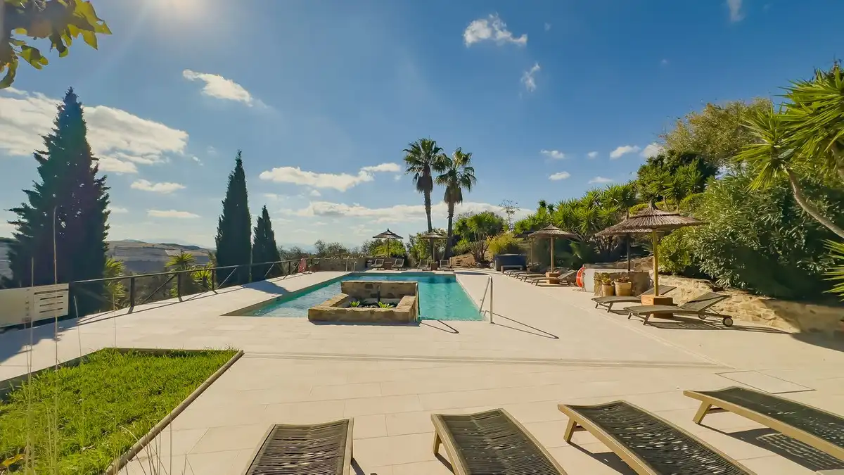 Piscina de Finca rústica en venda en Villanueva de la Concepción amb Aire condicionat, Jardí privat i Terrassa