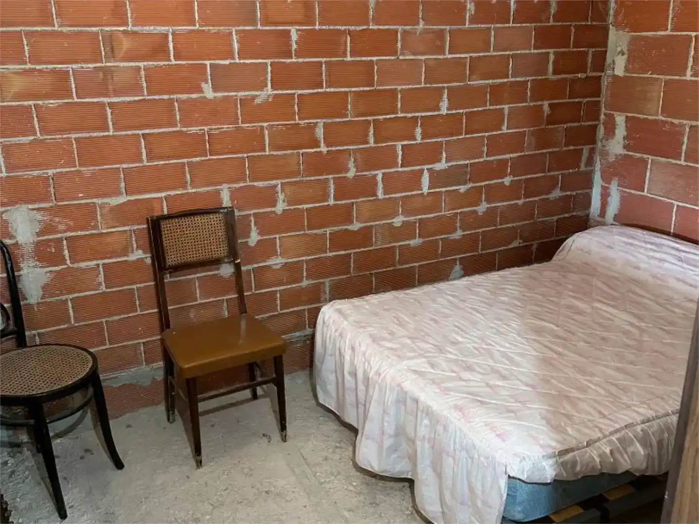 Piso en venta en Letur con Jardín privado, Trastero y Amueblado