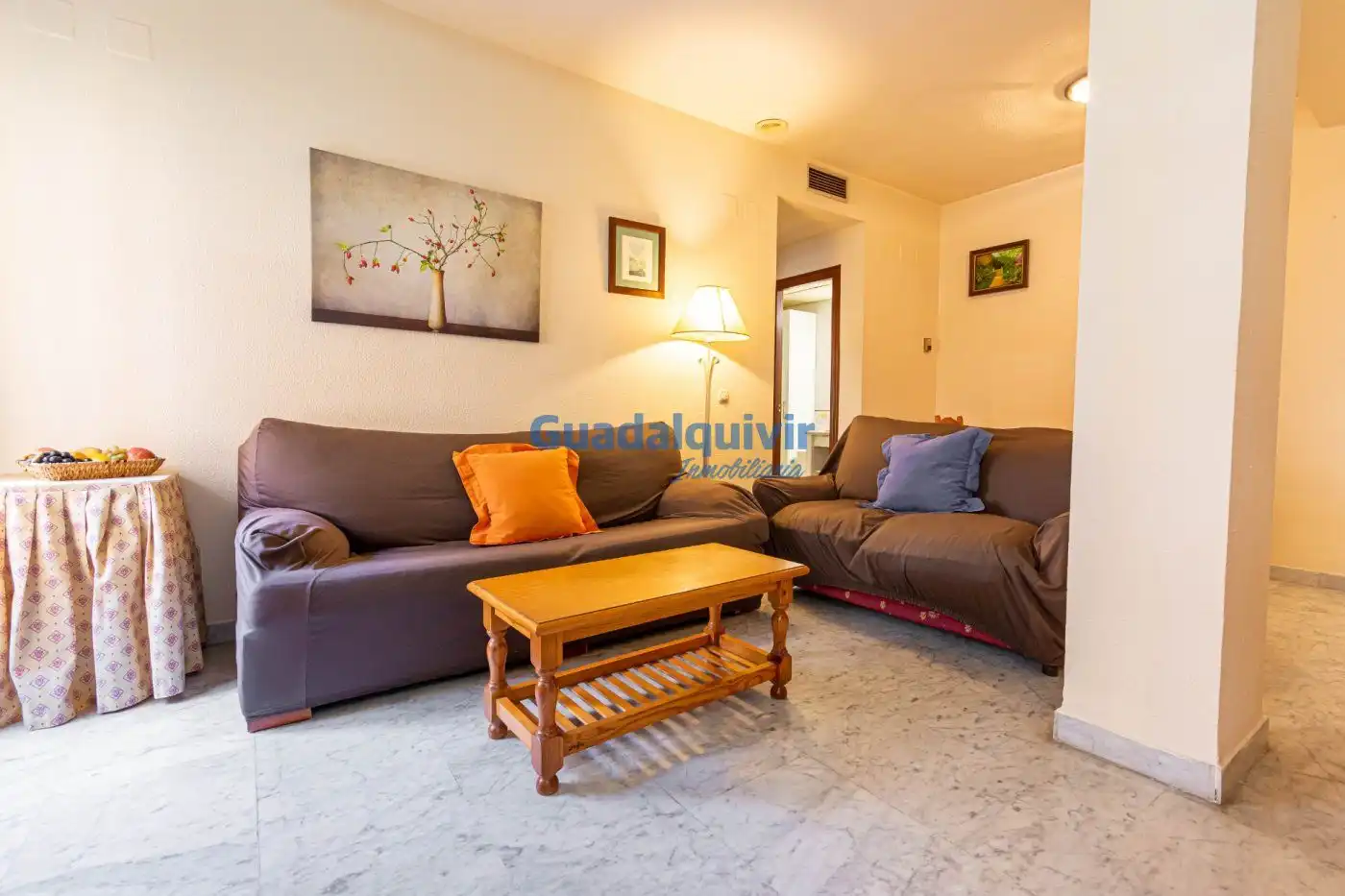 Living room of Apartments for rent in Sevilla  with Air Conditioner, Private garden and Furnished