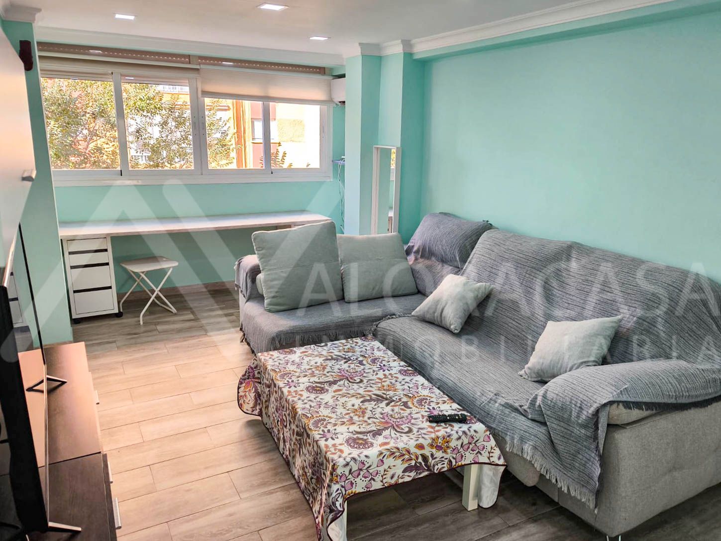 Sala d'estar de Pis en venda en Málaga Capital amb Aire condicionat i Moblat