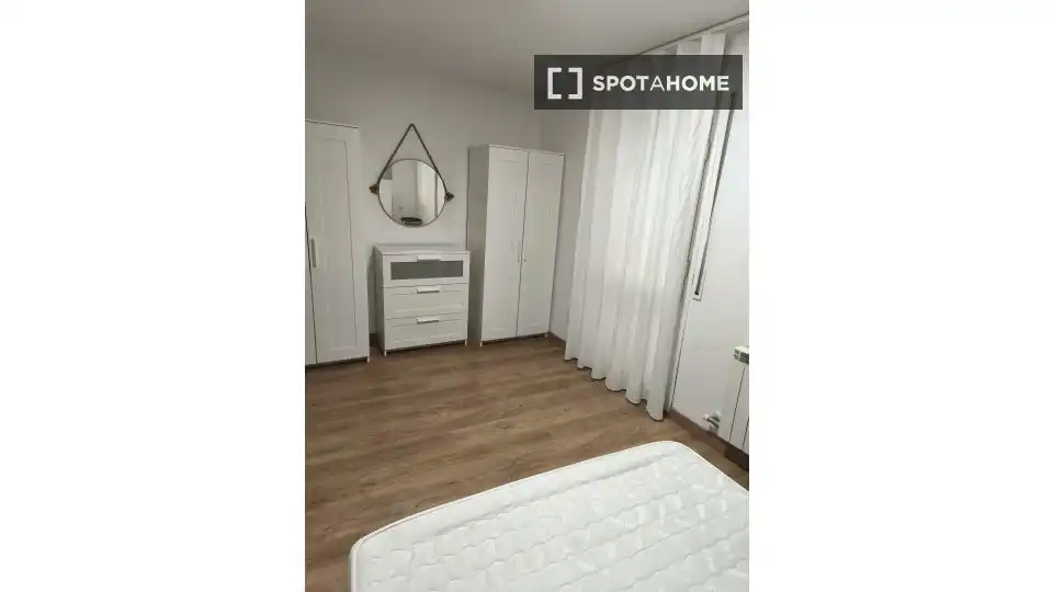 Schlafzimmer von Wohnung zur Miete in Terrassa mit Klimaanlage, Heizung und Möbliert