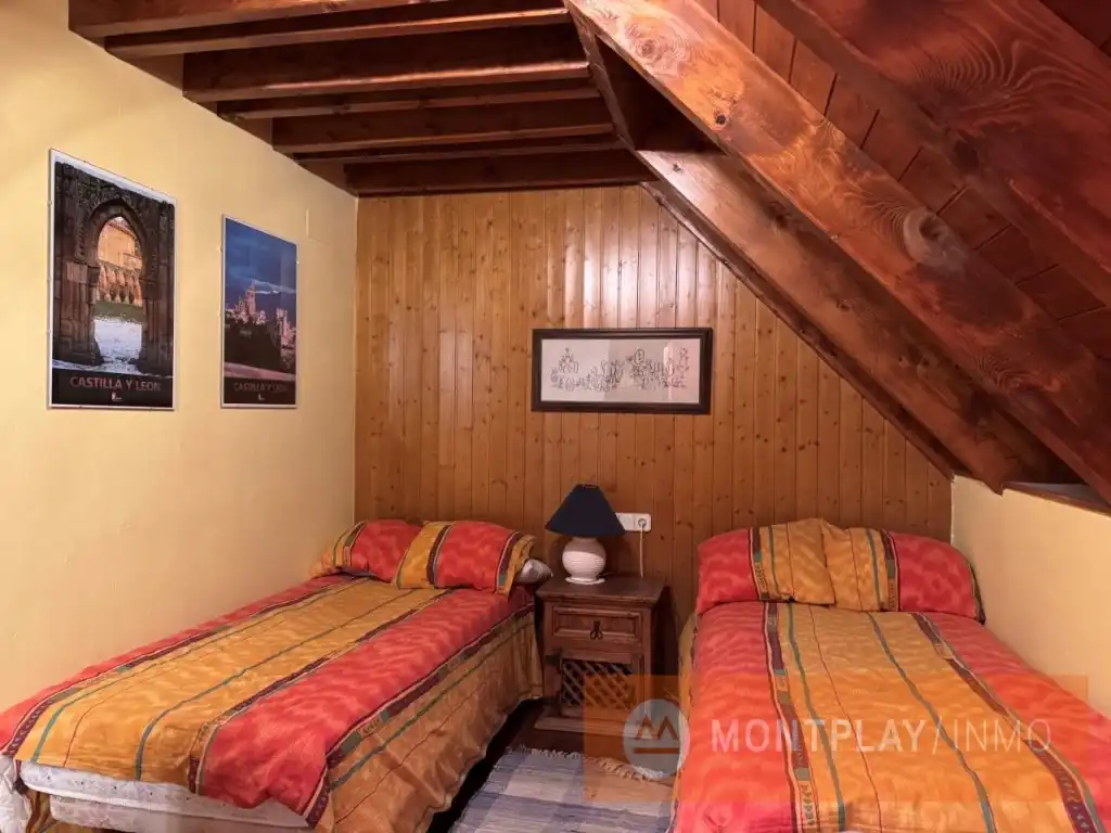 Bedroom of Detached homes for sale in Naut Aran