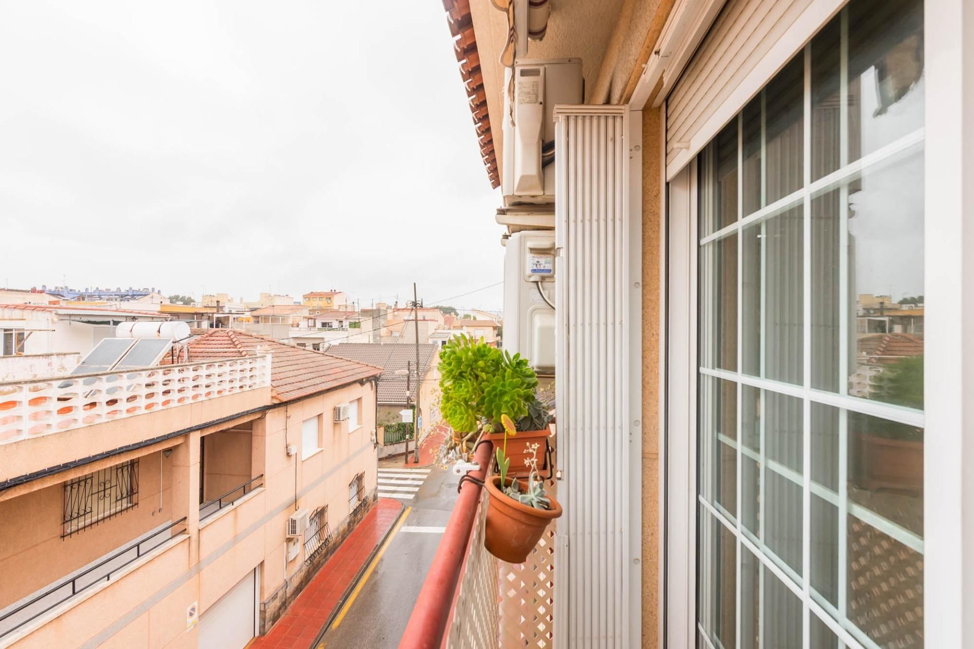 Terrasse von Wohnung zum Verkauf in  Murcia Capital mit Klimaanlage, Abstellraum und Möbliert