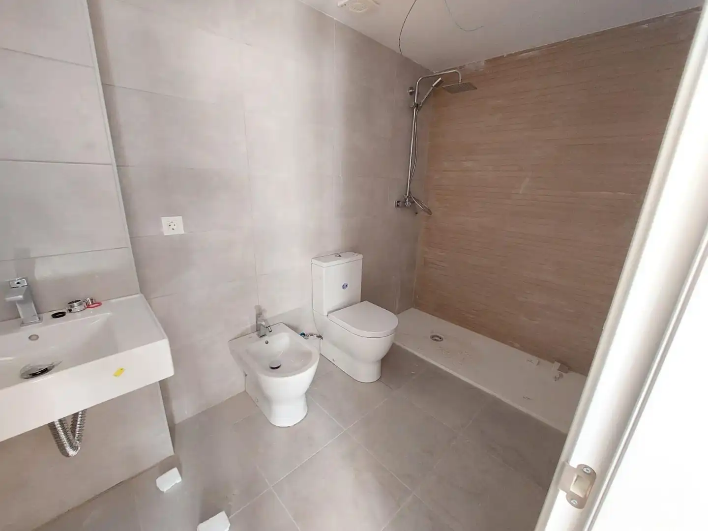 Baño de Piso en venta en Almería con Aire acondicionado y Calefacción