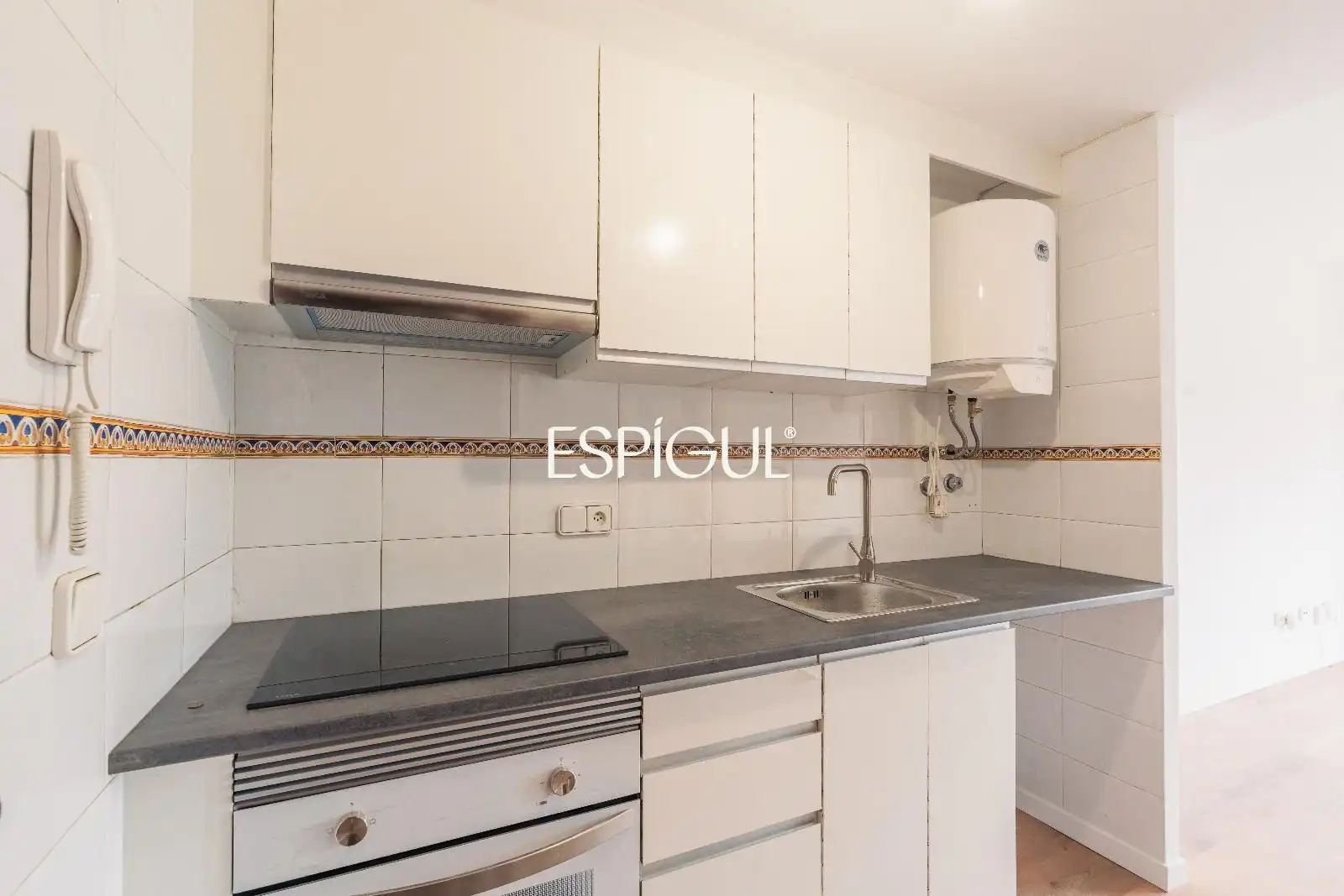 Cocina de Piso en venta en Girona con Aire acondicionado, Parquet y Terraza