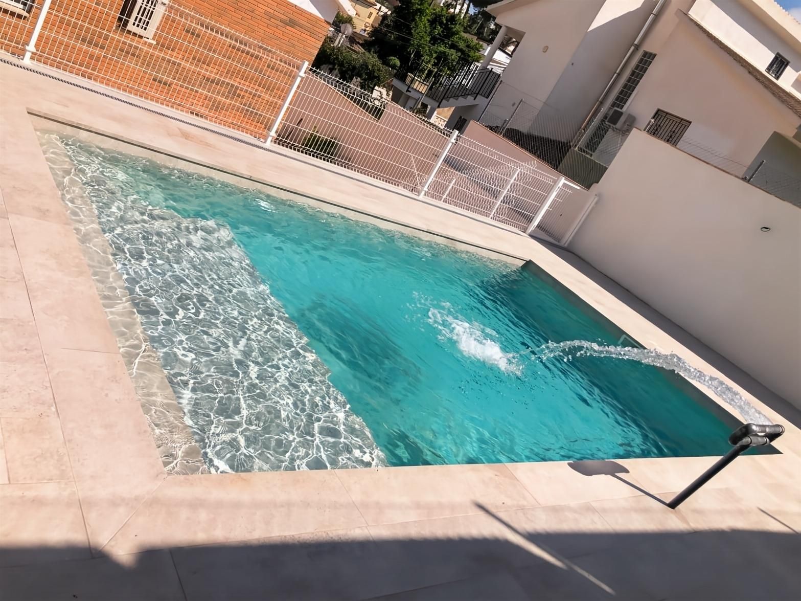 Piscina de Casa o xalet en venda en Bellvei amb Aire condicionat, Jardí privat i Piscina