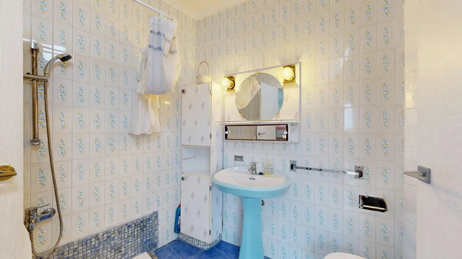 Bathroom of Houses for sale in Sagunto / Sagunt  with Terrace