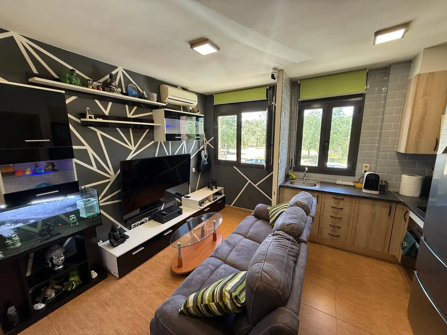 Living room of Flat for sale in Lleida  with Air Conditioner, Heating and Parquet flooring