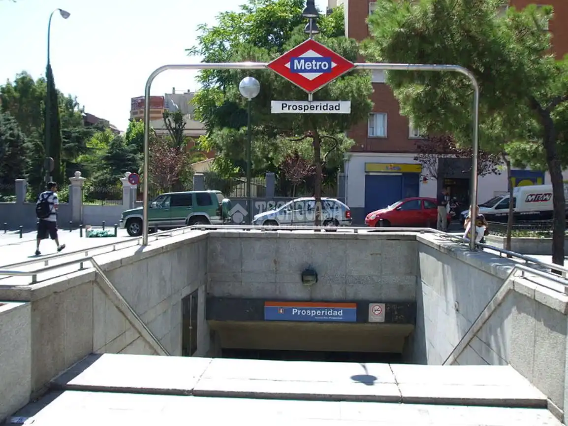 Individual amb ascensor en venda a Calle Alustante, imagen 13