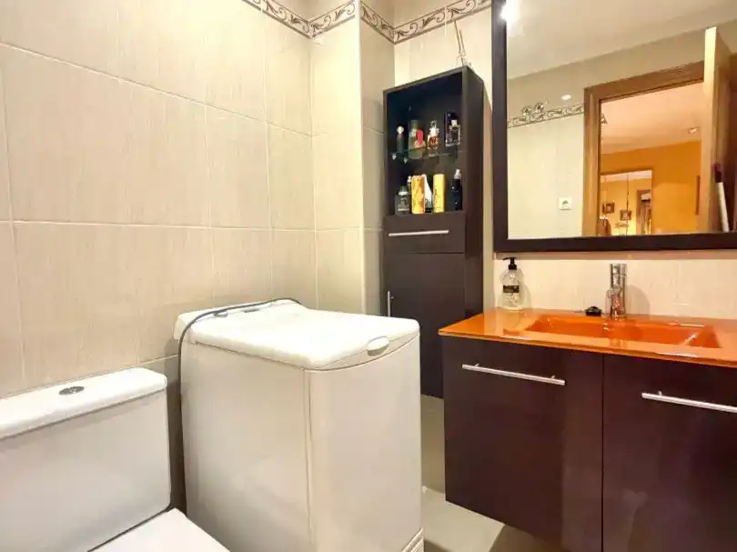 Baño de Casa adosada en venta en Castro-Urdiales con Balcón