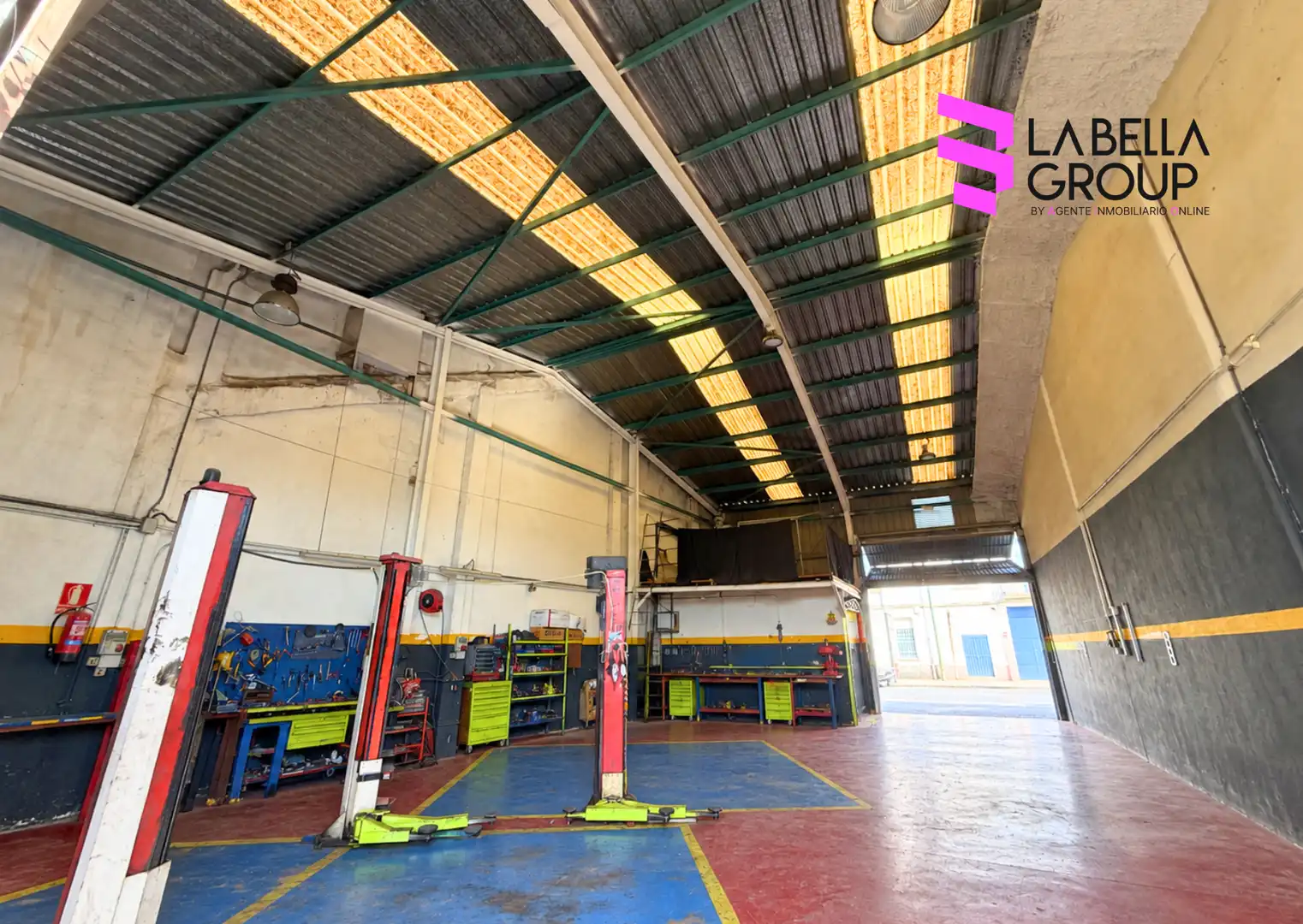 Industrial building for sale in Avinguda de la Ribera Alta