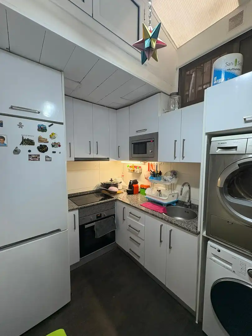 Kitchen of Ground floor for sale in L'Hospitalet de Llobregat