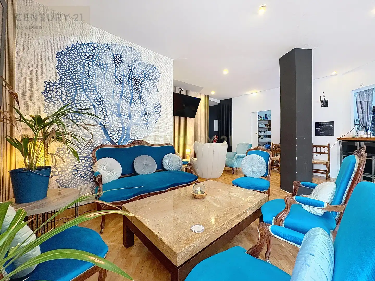 Living room of Commercial properties for transfer in Benalmádena  with Air Conditioner