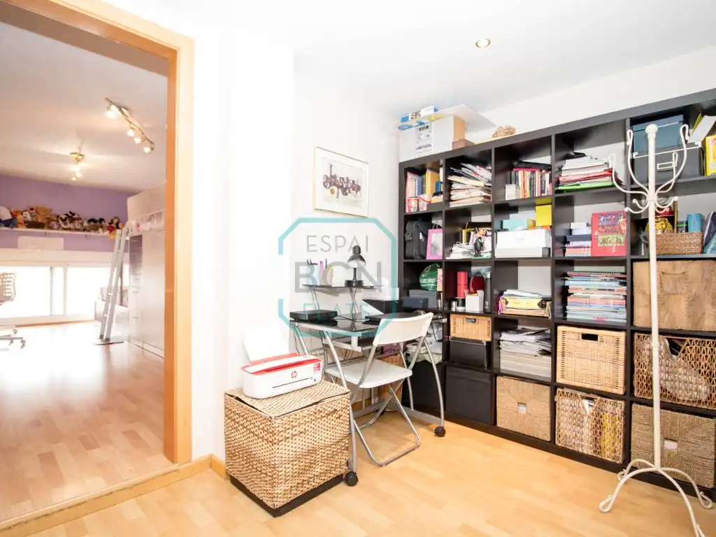 Maisonette zum Verkauf in Barcelona