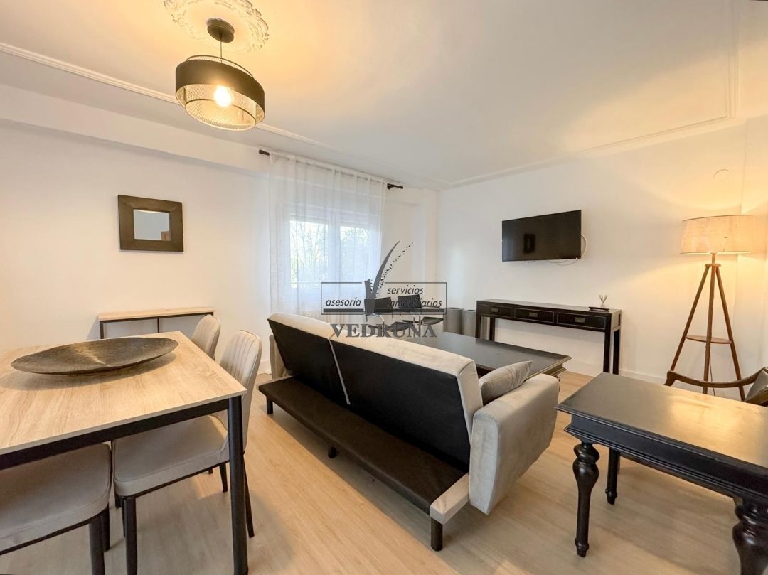 Exterior view of Flat to rent in  Zaragoza Capital  with Air Conditioner, Heating and Terrace