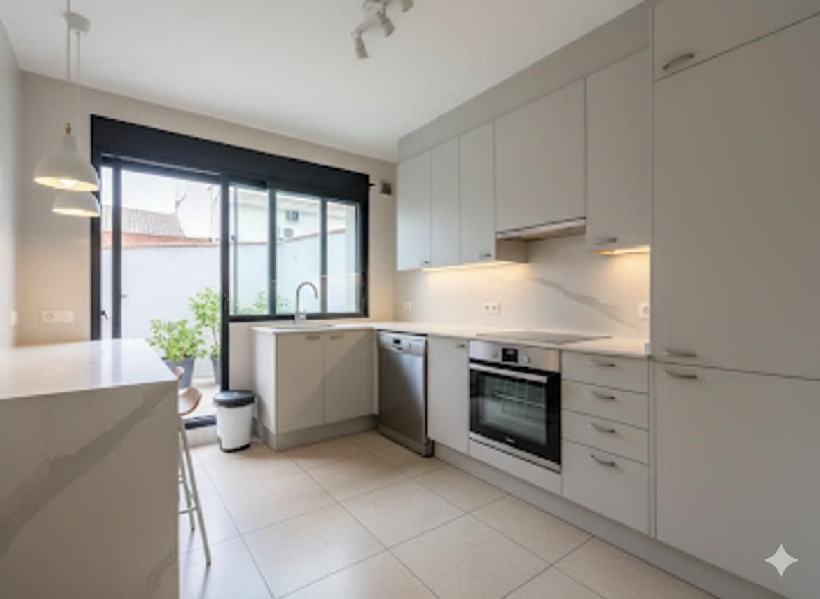 Cuina de Planta baixa en venda en Castellar del Vallès amb Calefacció, Terrassa i Internet