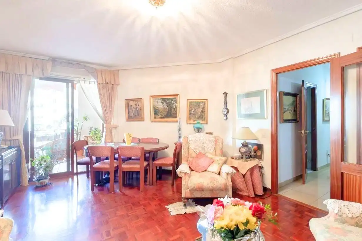 Appartement avec terrasse à vendre à Gran Vía GERMANIAS, imagen 2