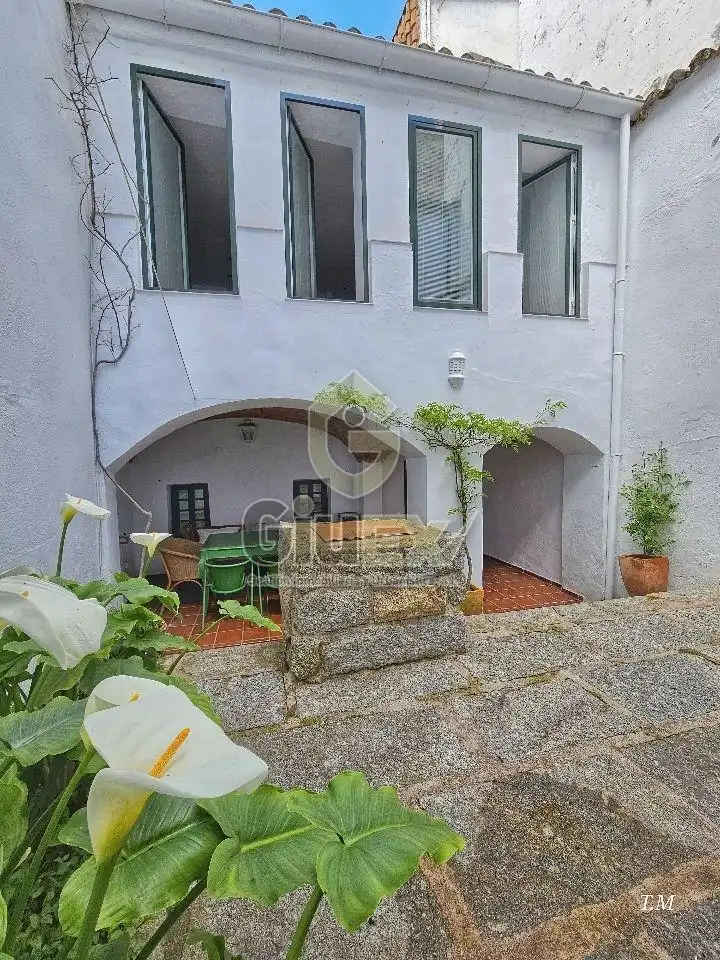 Jardín de Casa o chalet de alquiler en Cáceres con Calefacción, Terraza y Amueblado