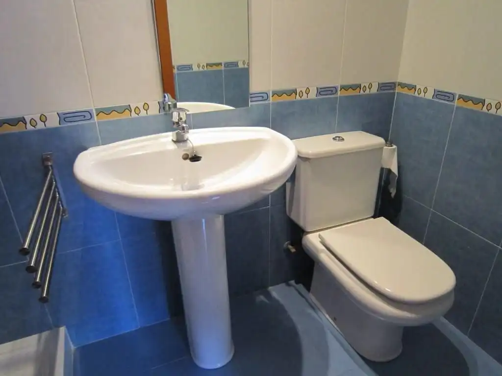 Bany de Pis en venda en Reus amb Aire condicionat