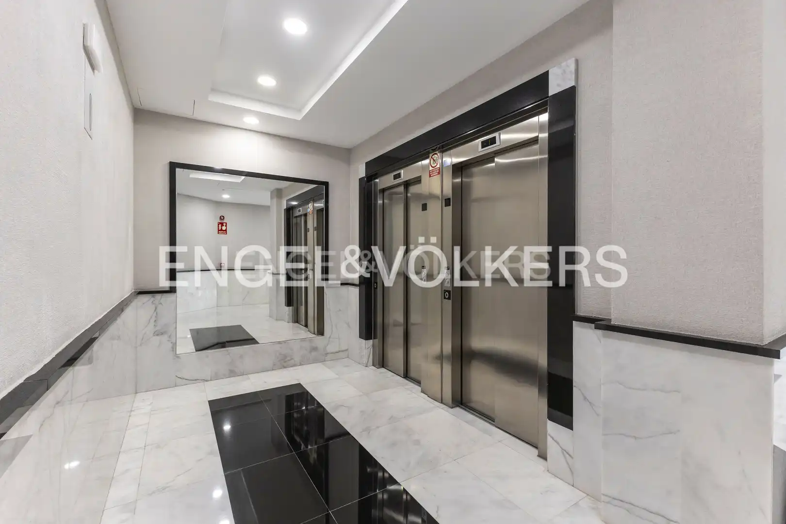 Piso en venta en Madrid con Aire acondicionado, Calefacción y Piscina