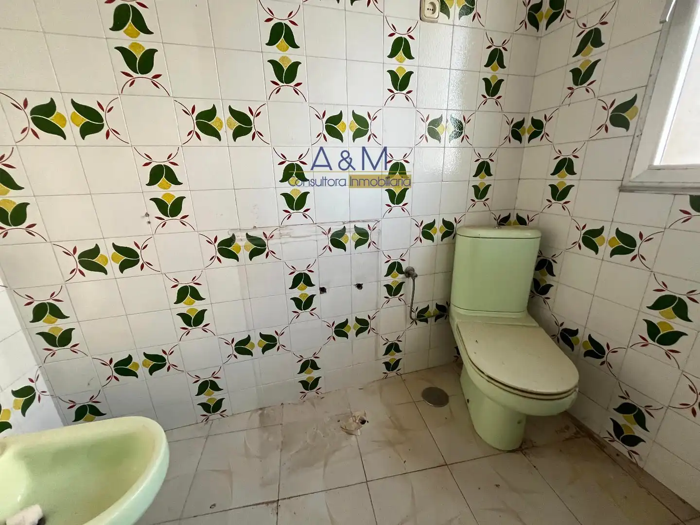 Badezimmer von Gebäude zum Verkauf in Toral de los Vados