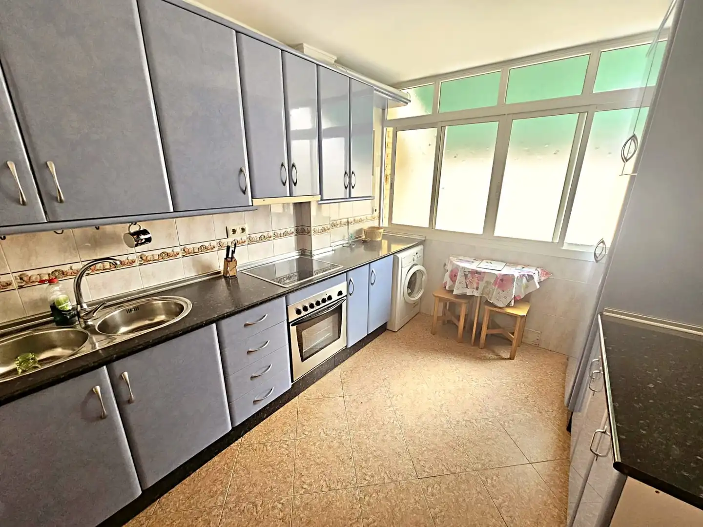 Kitchen of Flat for sale in Málaga  with Furnished