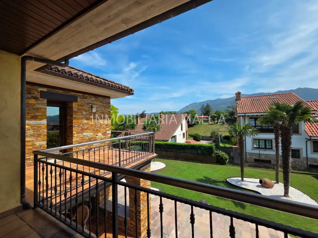 Terrace of Houses for sale in Colunga  with Heating, Private garden and Parquet flooring