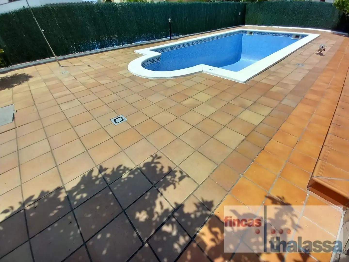 Casa amb piscina en venda a Fenals, imagen 3