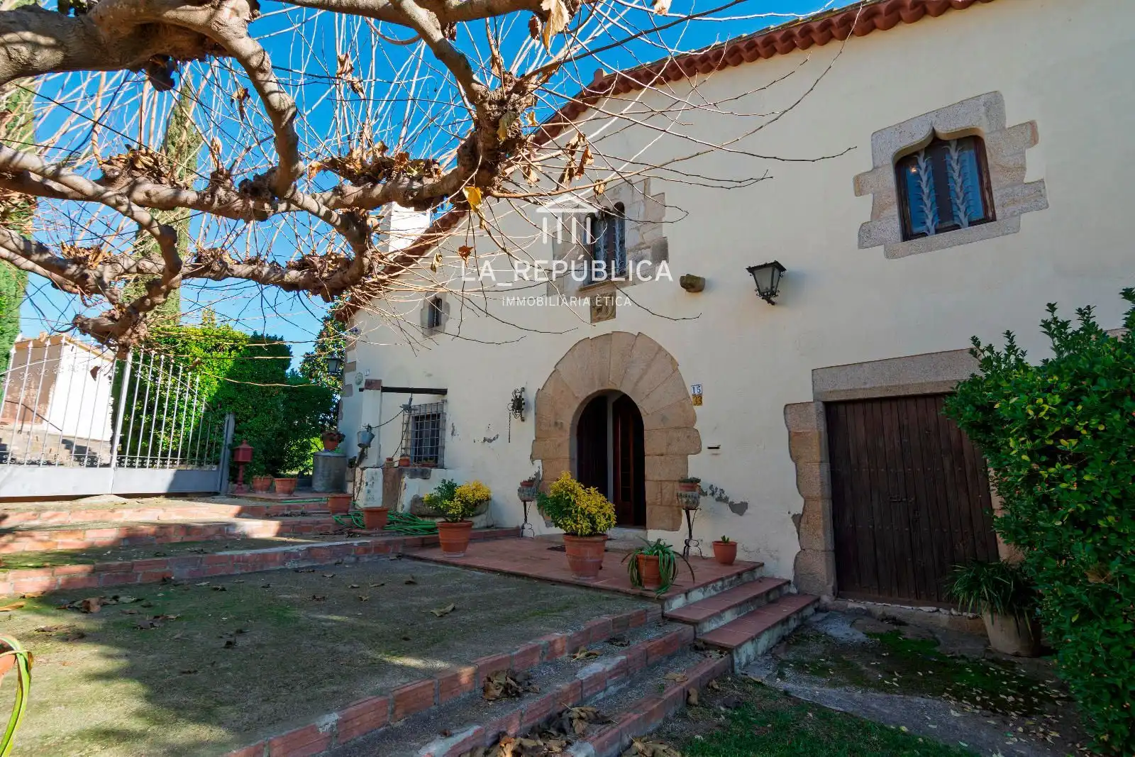 Vista exterior de Casa o chalet en venta en Sils con Calefacción, Jardín privado y Terraza