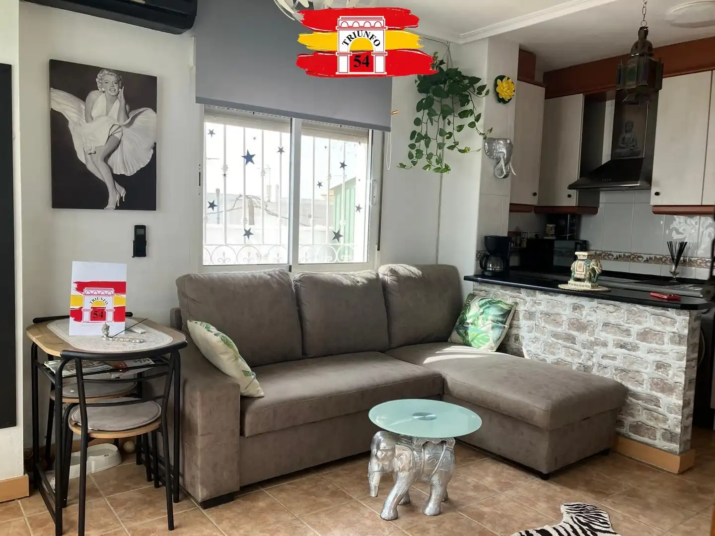 Sala d'estar de Àtic en venda en Pilar de la Horadada amb Aire condicionat, Terrassa i Moblat