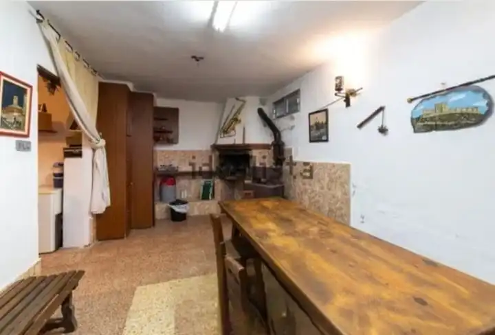 Cuina de Casa o xalet en venda en Cistérniga amb Aire condicionat, Calefacció i Jardí privat