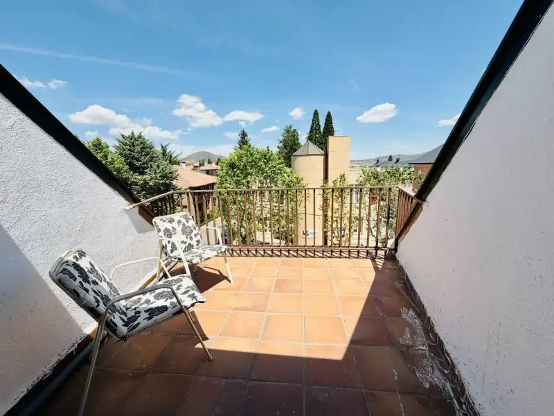 Terrassa de Dúplex en venda en El Espinar amb Calefacció, Jardí privat i Terrassa