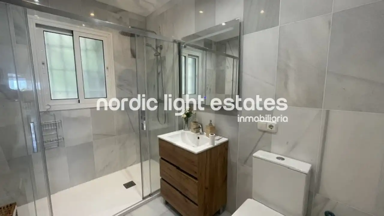 Baño de Casa o chalet en venta en Nerja con Terraza, Trastero y Piscina