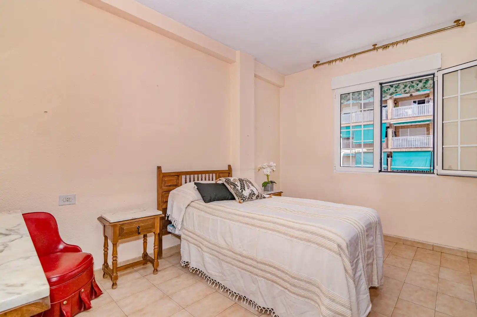 Bedroom of Flat for sale in Granada  with Balcony