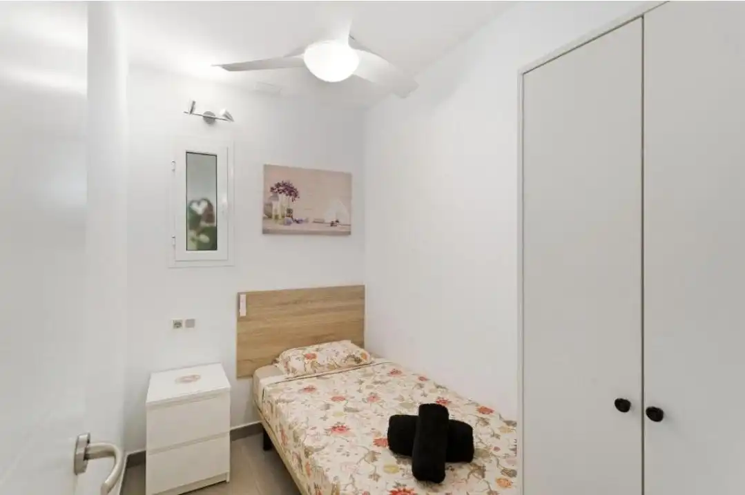 Habitación de Planta baja en venta en San Bartolomé de Tirajana con Terraza, Amueblado y Lavadora