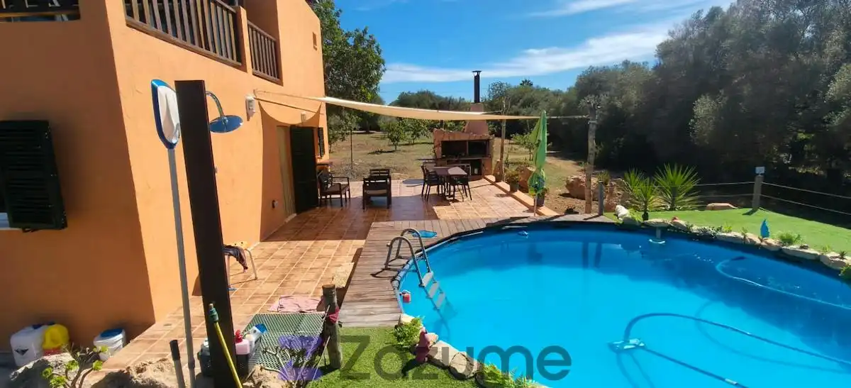 Casa rústica amb piscina de lloguer a N/A
